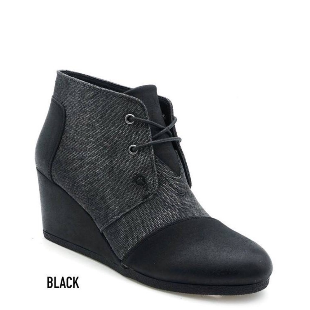 Sabri Black Lace Up Bootie